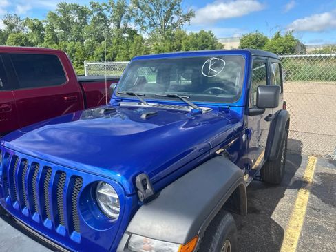 Used 2020 Jeep Wrangler Sport AWD/4WD image 13
