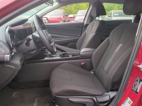 Certified 2023 Hyundai Elantra SEL w/ Convenience Package FWD image 21