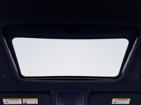 Used 2025 Honda CR-V Sport-L image 18