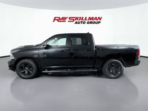 Used 2016 RAM 1500 Sport w/ Black Ram 1500 Sport Group AWD/4WD image 4