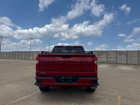 Used 2020 Chevrolet Silverado 1500 Custom w/ Custom Value Package RWD image 18