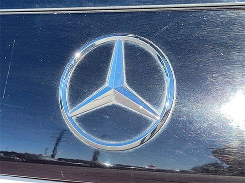 Used 2023 Mercedes-Benz GLB 250 4MATIC image 7