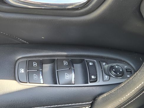 Used 2021 INFINITI QX80 Luxe RWD image 29