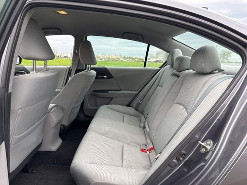 Used 2015 Honda Accord LX image 11