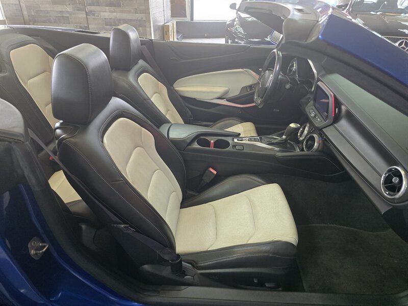 Used 2017 Chevrolet Camaro LT RWD image 14