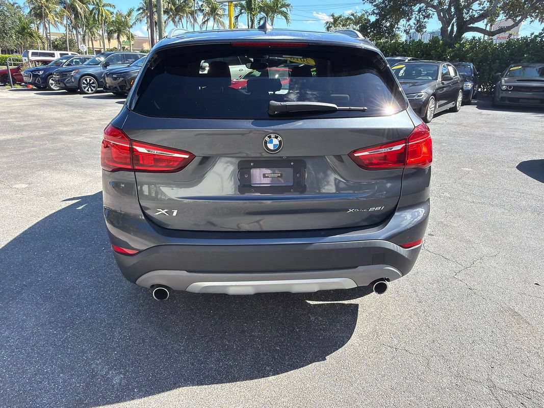 Used 2018 BMW X1 xDrive28i AWD/4WD image 4