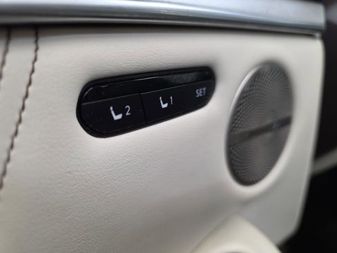 Used 2019 INFINITI QX50 Essential w/ Sensory Package image 40