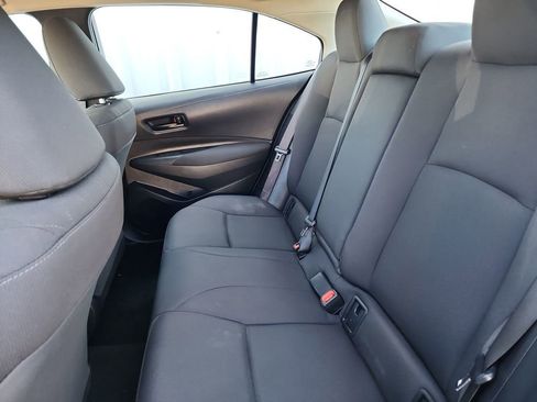 Used 2023 Toyota Corolla LE image 38