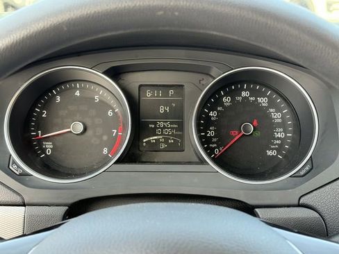 Used 2017 Volkswagen Jetta S image 11