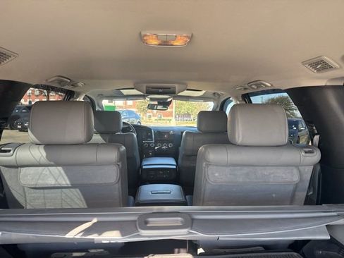 Used 2021 Toyota Sequoia Platinum image 8