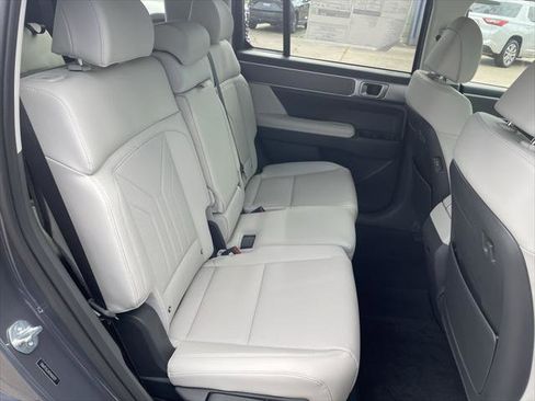 New 2025 Hyundai Santa Fe SEL image 12