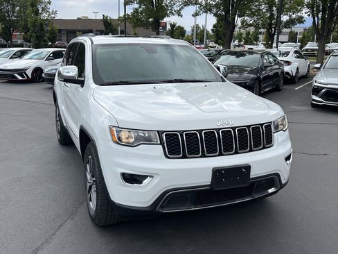 Used 2020 Jeep Grand Cherokee Limited w/ Luxury Group II AWD/4WD image 4