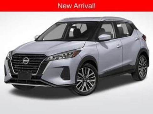 Used 2024 Nissan Kicks SV FWD image 1