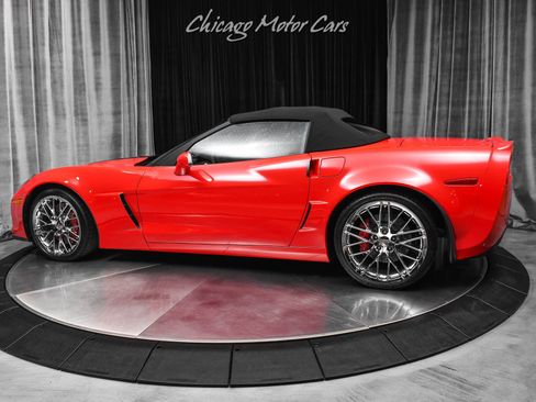 Used 2013 Chevrolet Corvette 427 w/ 1SB Preferred Equipment Group RWD image 34