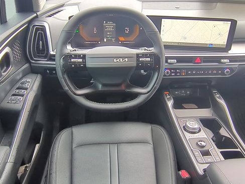 New 2026 Kia Sorento EX FWD image 11