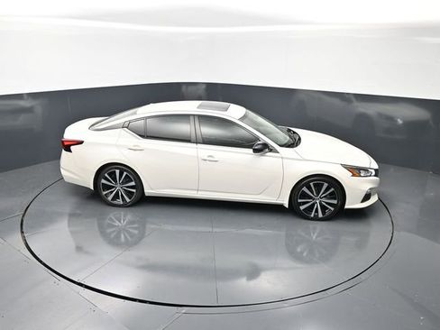 Used 2019 Nissan Altima 2.5 SR w/ SR Premium Package FWD image 20