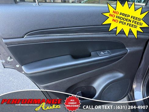Used 2020 Jeep Grand Cherokee Limited AWD/4WD image 29