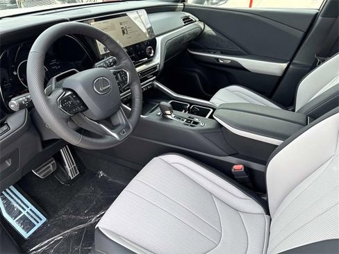 New 2026 Lexus TX 500h AWD image 20