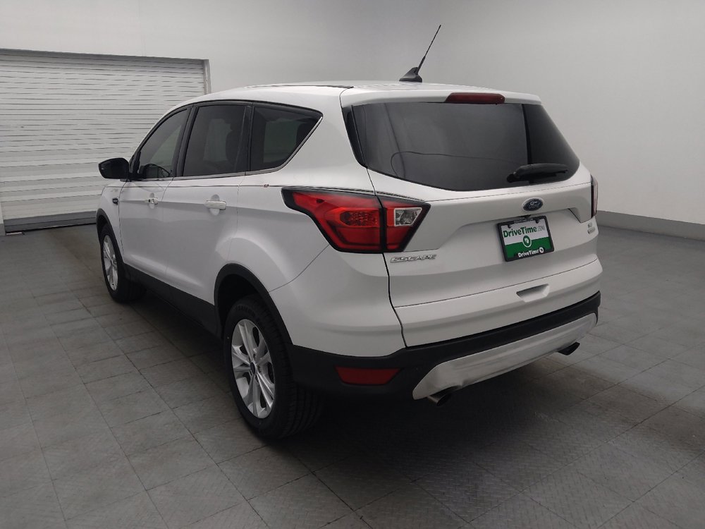 Used 2019 Ford Escape SE FWD image 5