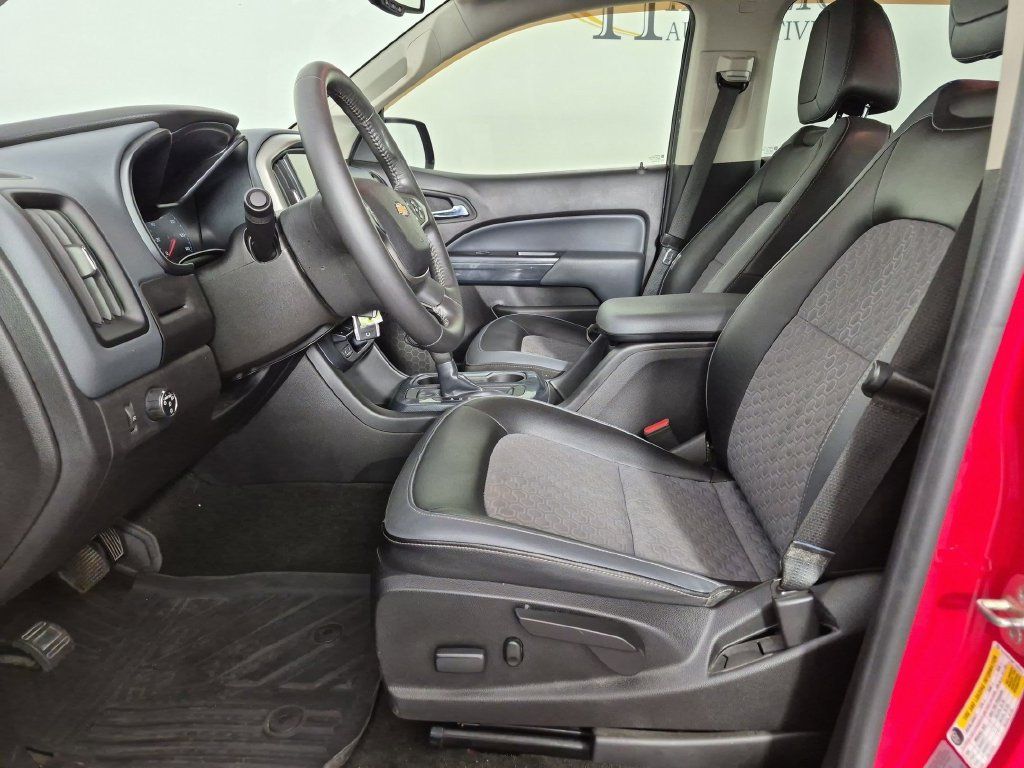 Used 2015 Chevrolet Colorado Z71 RWD image 16