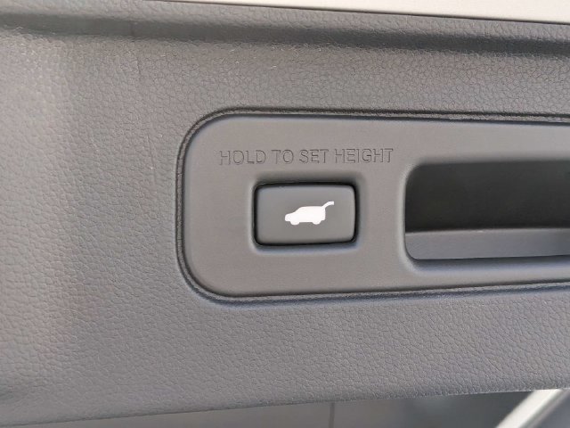New 2026 Honda Pilot Touring image 13