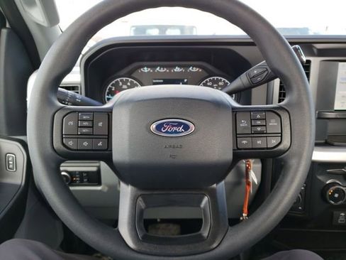 New 2026 Ford F250 XL w/ XL Chrome Package image 14