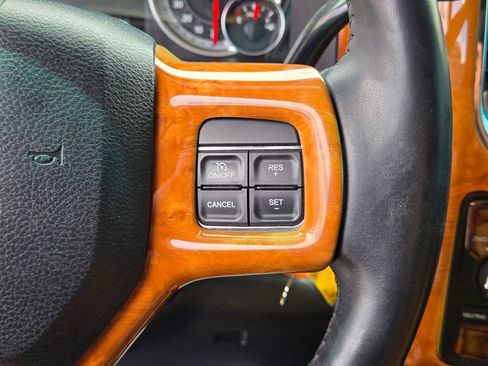 Used 2015 RAM 2500 Laramie AWD/4WD image 19