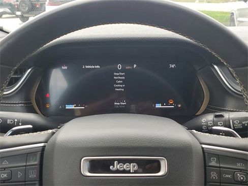 Certified 2023 Jeep Grand Cherokee L Laredo image 23