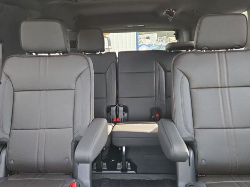 New 2026 Chevrolet Suburban High Country AWD/4WD image 29