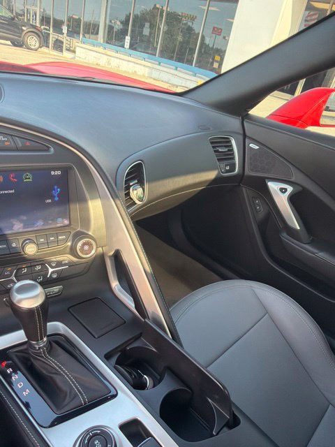 Used 2014 Chevrolet Corvette Stingray Convertible RWD image 9
