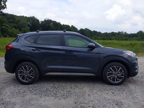 Used 2021 Hyundai Tucson SEL FWD image 3