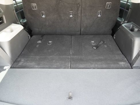 Used 2025 Hyundai Santa Fe SE FWD image 10