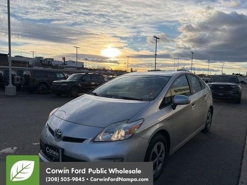 Used 2013 Toyota Prius Three image 3
