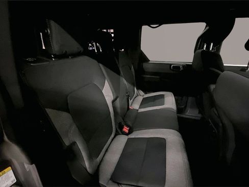 Used 2022 Ford Bronco Big Bend w/ Sasquatch Package image 26