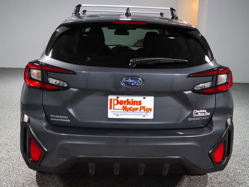 Used 2024 Subaru Crosstrek 2.0i AWD/4WD image 8