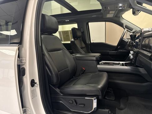 Used 2023 Ford F350 Lariat w/ Lariat Ultimate Package AWD/4WD image 44