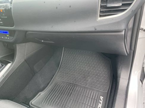Used 2016 Toyota Corolla S FWD image 31