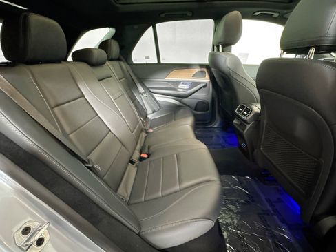 Certified 2025 Mercedes-Benz GLE 350 4MATIC w/ Winter Package image 26