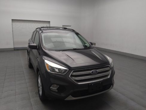 Used 2018 Ford Escape SE w/ SE Sync 3 Package AWD/4WD image 13