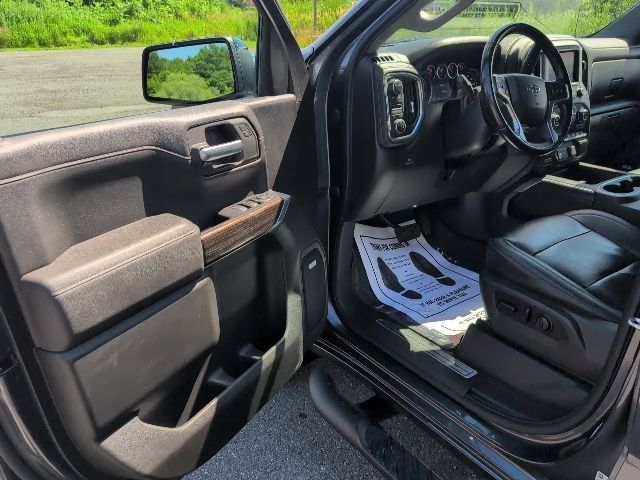 Used 2021 Chevrolet Silverado 1500 LT Trail Boss w/ Convenience Package II AWD/4WD image 9