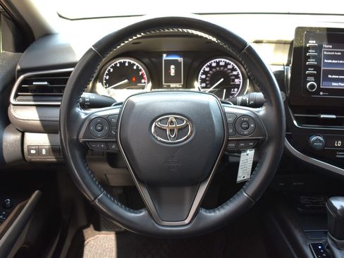 Used 2021 Toyota Camry SE FWD image 50