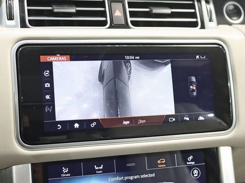 Used 2020 Land Rover Range Rover HSE image 22