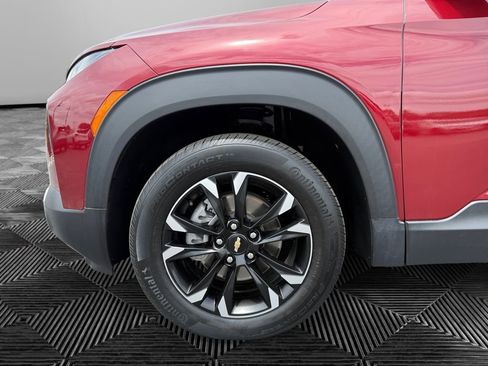 Used 2023 Chevrolet TrailBlazer LT w/ Convenience Package FWD image 14