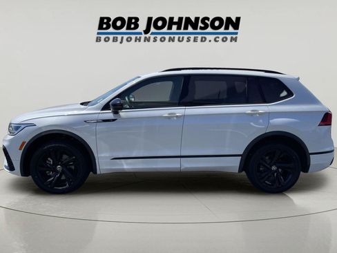 Used 2023 Volkswagen Tiguan SE R-Line FWD image 6