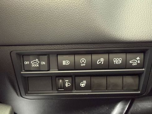 New 2026 Toyota Tundra Limited AWD/4WD image 34