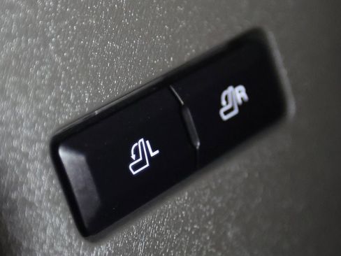 Used 2024 Lincoln Nautilus Black Label image 14