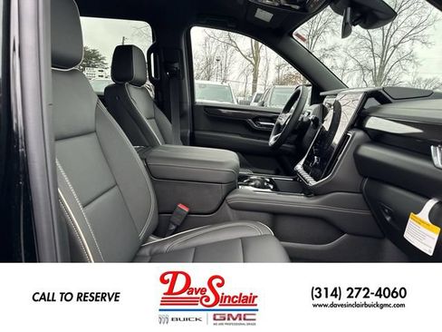 New 2026 GMC Yukon XL Elevation AWD/4WD image 25