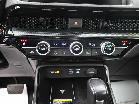 Used 2024 Honda CR-V EX-L image 10