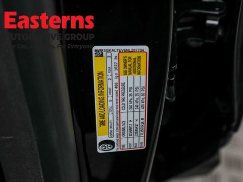 Used 2022 GMC Terrain SLE image 34