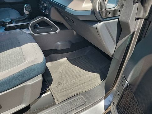 Used 2023 Ford Bronco Outer Banks AWD/4WD image 42